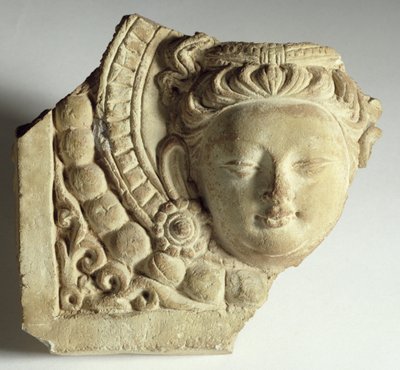 Piastrella con testa di Bodhisattva, Mingoi, VI-VII secolo da Chinese School