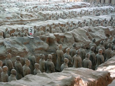 Museo di Xian, fossa con guerrieri e cavalli di terracotta dalla tomba dell