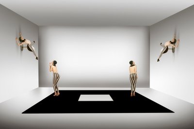 Spettacolo "Defying Gravity" da Christine von Diepenbroek