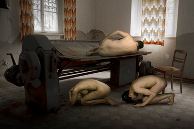 Figure nude - Decadimento industriale da Christine von Diepenbroek