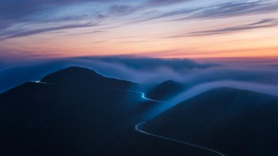 Il crepuscolo sulla montagna tortuosa da Chuanxu Ren