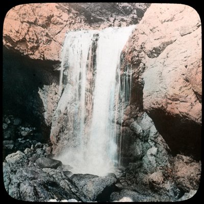 Cascata, Mullion, Cornovaglia da Church Army Lantern Department