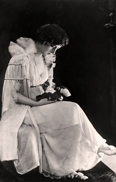 Phyllis Dare 1890-1975, attrice inglese, inizio XX secolo da Claude Harris