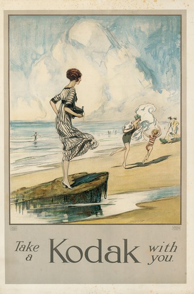 Porta con te una Kodak, un poster pubblicitario per Kodak, c.1910 da Claude Shepperson