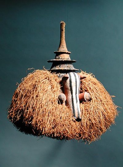 Maschera zoomorfa (legno e fibra) da Congolese