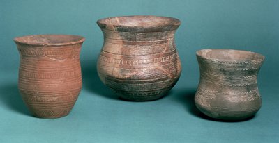 Bicchieri, da Los Millares in Spagna, Stanton Harcourt in Oxfordshire e Ungheria, Età del Rame, c.2000 a.C. da Copper Age