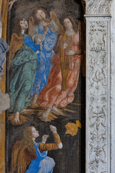 Miracolo del Sacramento: (dettaglio) con alcuni angeli che suonano musica (affresco) da Cosimo Rosselli