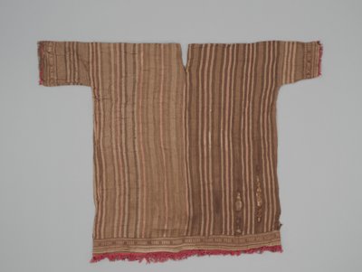 Tunica con maniche, c.1300-1470 (cotone e fibra di camelide) da Culture Chimu