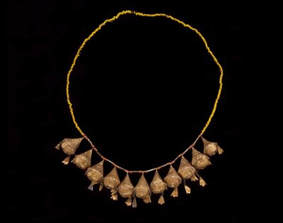 Fascia di una corona, fine XIX-inizio XX secolo da Culture Minangkabau