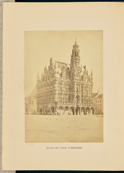 Hotel de ville, Oudenarde da Cundall and Fleming