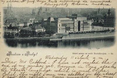 Cartolina raffigurante una vista generale di Praga da Czech Photographer