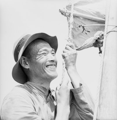 Ritratto a mezzo busto di un uomo sampan a Weihaiwei da David Watkin Waters