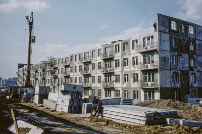 URSS, Bratsk, Irkutsk, Nuovi appartamenti in costruzione per i lavoratori da Dean Conger