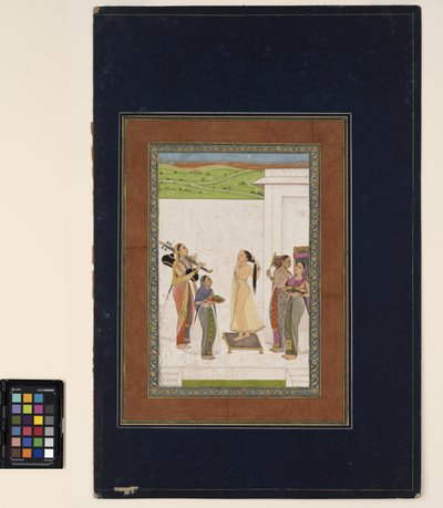 Una donna completa la sua toilette, c.1725 da Deccani School