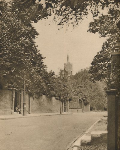 Chiesa di Hampstead tra i muri frondosi di Frognal Lane, c1935 da Donald McLeish