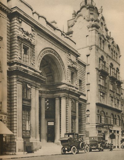 Terza Chiesa di Cristo Scienziato in Curzon Street, c1935 da Donald McLeish