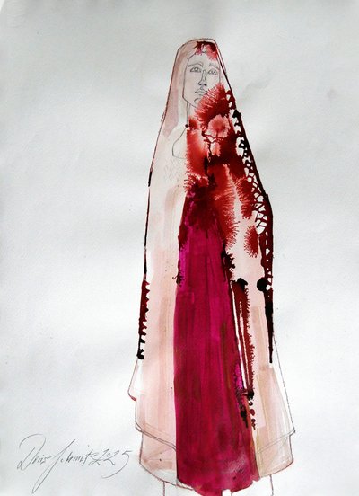 Figura avvolta in un drappo cremisi da Doris Schmitz