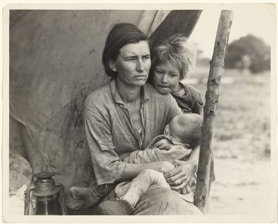 Raccoglitori di piselli indigenti, California da Dorothea Lange