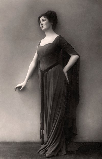 Miriam Clements, attore e performer britannico da Dover Street Photo Studio
