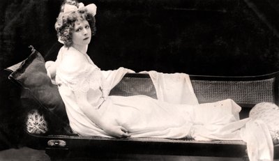 Mabel Love 1874-1953, attrice e ballerina inglese, inizio XX secolo da Dover Street Studios