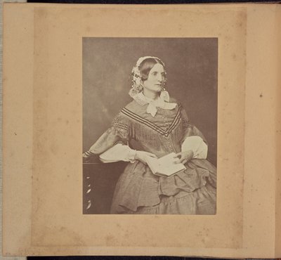Signora Oswald Bell (Isabella Adamson) da Dr. John Adamson