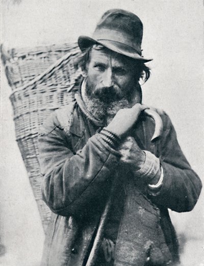 Un venditore ambulante tedesco, distretto di Ehningen, Württemberg, 1912 da E Uhlenhuth
