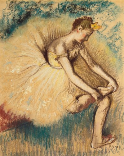 Una ballerina che si mette la scarpa, 1896 da Edgar Degas