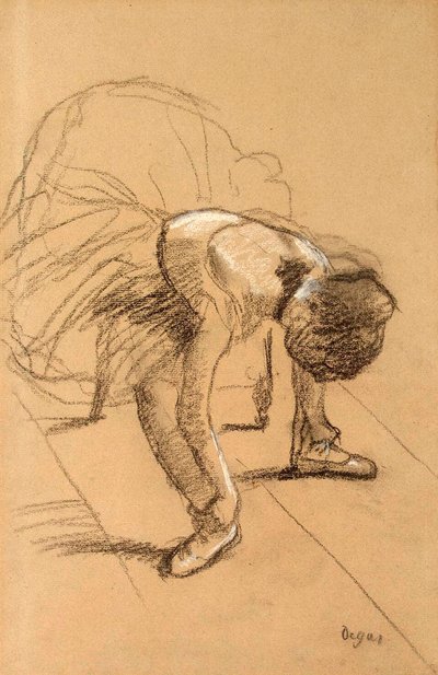 Ballerina seduta che si aggiusta le scarpe, c1876 da Edgar Degas