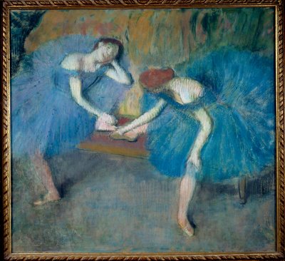 Due ballerine a riposo da Edgar Degas