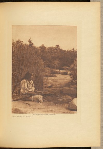 Tra i Tules - Yokuts da Edward S. Curtis
