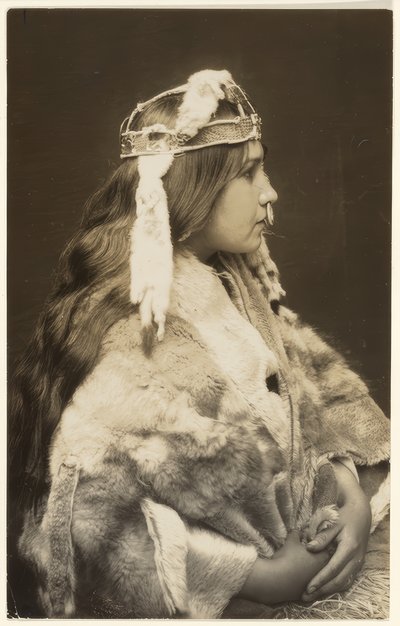 Naida, la principessa orgogliosa da Edward S. Curtis