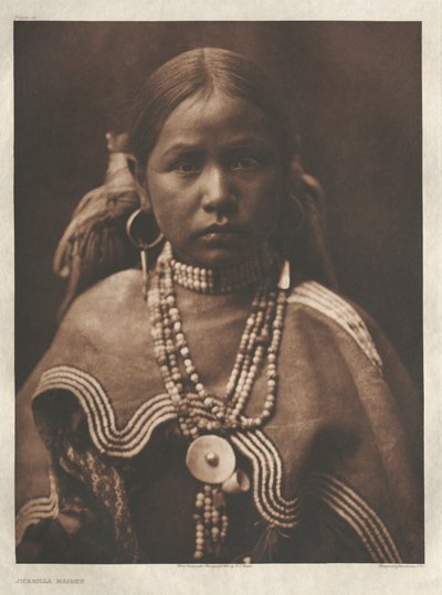 Portfolio I, Plate 22: Jicarilla Maiden da Edward S. Curtis