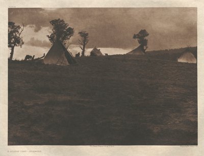 Portfolio I, lastra 24: Un campo in cima alla collina-Jicarilla da Edward S. Curtis