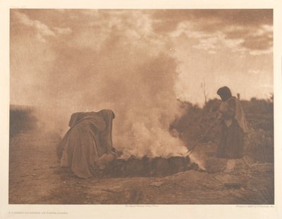 Bruciatori di ceramica a Santa Clara da Edward S. Curtis