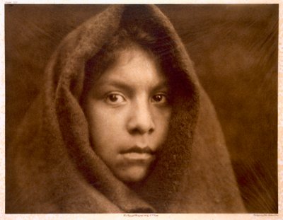 Una fanciulla Makah da Edward Sheriff (after) Curtis