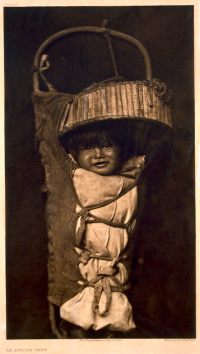 Un bambino Apache da Edward Sheriff (after) Curtis