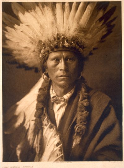 Capo Garfield dei Jicarilla da Edward Sheriff (after) Curtis