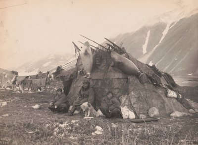Capanna Inuit e famiglia, c.1899 da Edward Sheriff Curtis