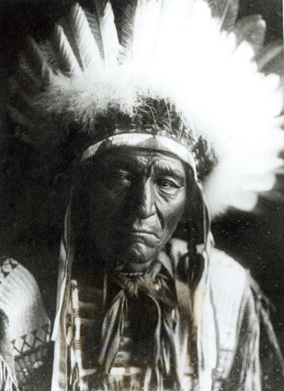 Iron Plume - Ogalala, nativo americano da Edward Sheriff Curtis