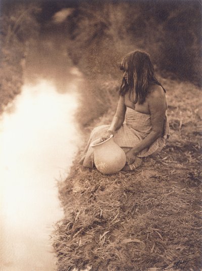Donna Maricopa al Ruscello da Edward Sheriff Curtis