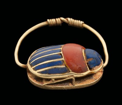 Anello con scarabeo, Medio Regno da Egyptian 12th Dynasty