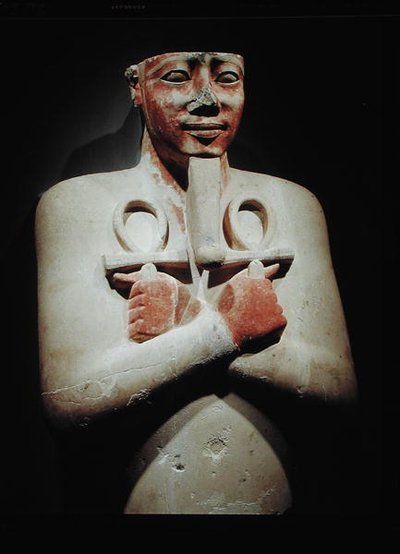 Statua di Sesostri I (c.1918-1875 a.C.) che tiene l