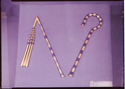 Pastorale e flagello, dalla tomba di Tutankhamon (c.1370-1352 a.C.) Nuovo Regno da Egyptian 18th Dynasty