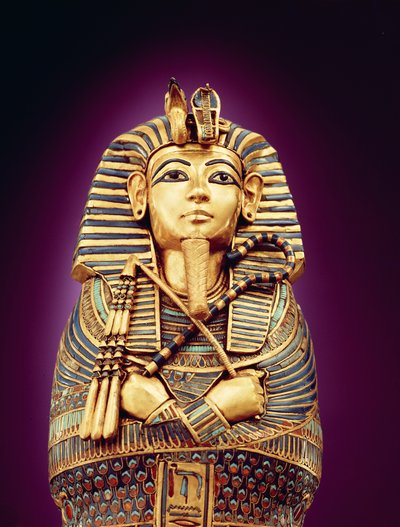 Dettaglio della vista frontale di uno dei sarcofagi canopici, dalla tomba di Tutankhamon, Nuovo Regno (oro battuto intarsiato con vetro colorato e corniola) da Egyptian 18th Dynasty