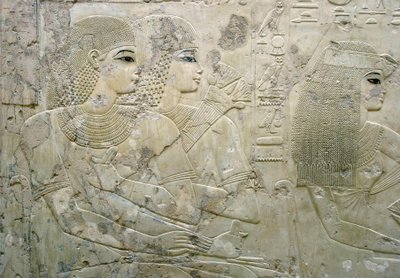 Antichità egizia: bassorilievo che rappresenta gli ospiti di un banchetto funebre - Tomba del visir Ramose (XVIII dinastia) - Luxor, Tebe, Tomba dei Nobili, Egitto - Civiltà egizia: bassorilievo che raffigura gli ospiti di un banchetto funebre, dalla tomba da Egyptian 18th Dynasty