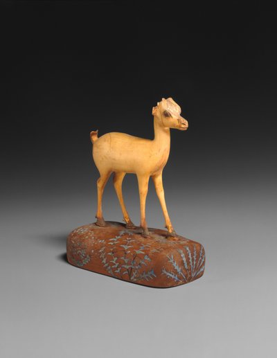 Gazzella, c. 1390-1353 a.C. (avorio di elefante, legno, intarsio di pigmento blu) da Egyptian 18th Dynasty