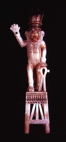 Vaso di unguento leomorfico, dalla tomba di Tutankhamon, Nuovo Regno da Egyptian 18th Dynasty