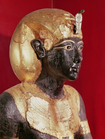 Statua a grandezza naturale di Tutankhamon, dalla tomba di Tutankhamon da Egyptian 18th Dynasty