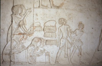 Rilievo raffigurante scribi al lavoro, dalla Tomba di Horemheb (c.1323-1295 a.C.) Nuovo Regno da Egyptian 18th Dynasty