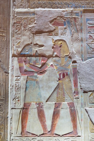 Rilievo colorato, tempio di Seti I, Abido, Egitto da Egyptian 19th Dynasty
